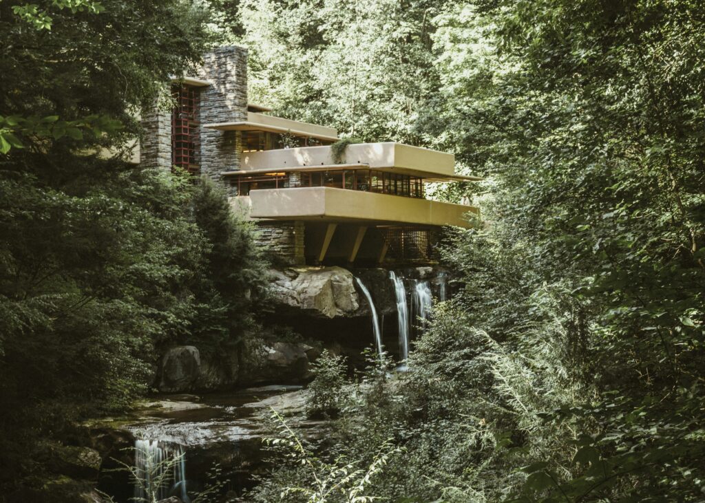 Fallingwater - Photo by Kirk Thornton on Unsplash